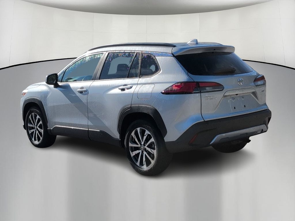 Used 2023 Toyota Corolla Cross XLE SUV
