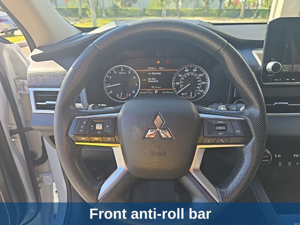 Thumbnail: 2024 Mitsubishi Outlander - 20