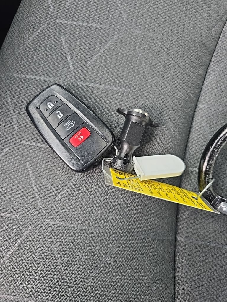 Thumbnail: 2024 Toyota RAV4 - 26