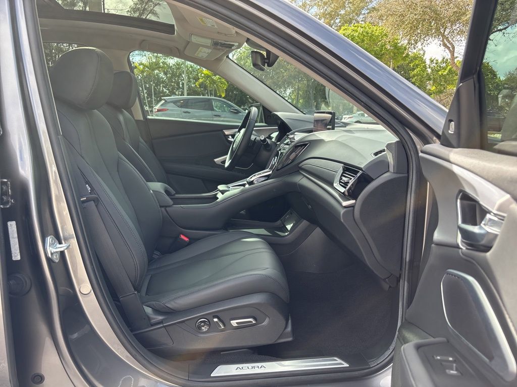 Thumbnail: 2024 Acura RDX - 16