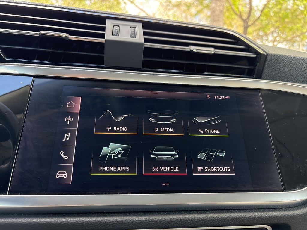 Thumbnail: 2020 Audi Q3 - 27