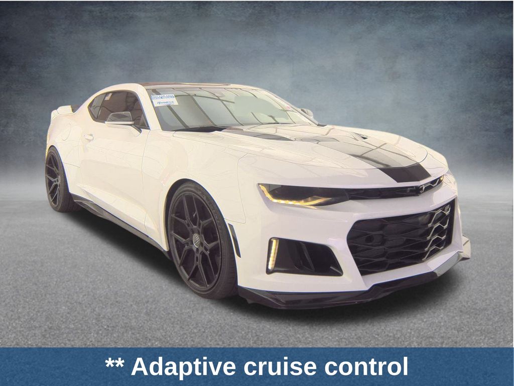 2022 Chevrolet Camaro ZL1 photo 2