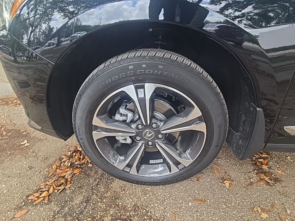 Thumbnail: 2025 Acura RDX - 10