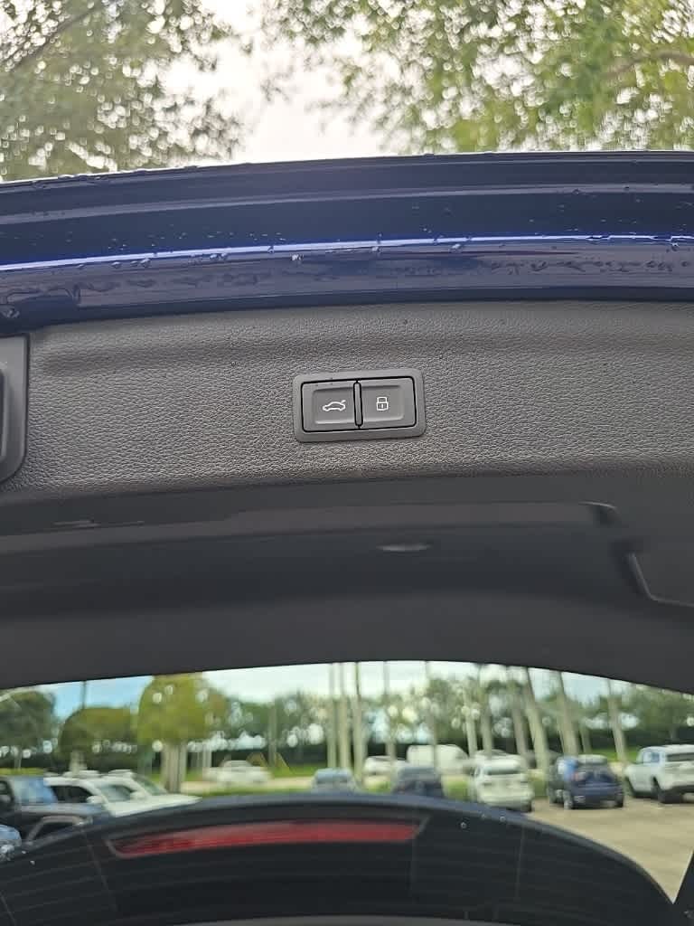 Thumbnail: 2024 Audi Q3 - 23