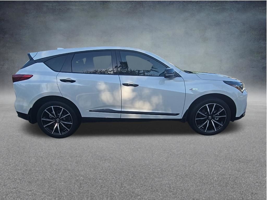 Thumbnail: 2025 Acura RDX - 5