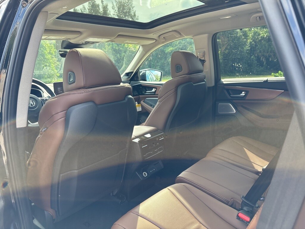 Thumbnail: 2026 Acura MDX - 17