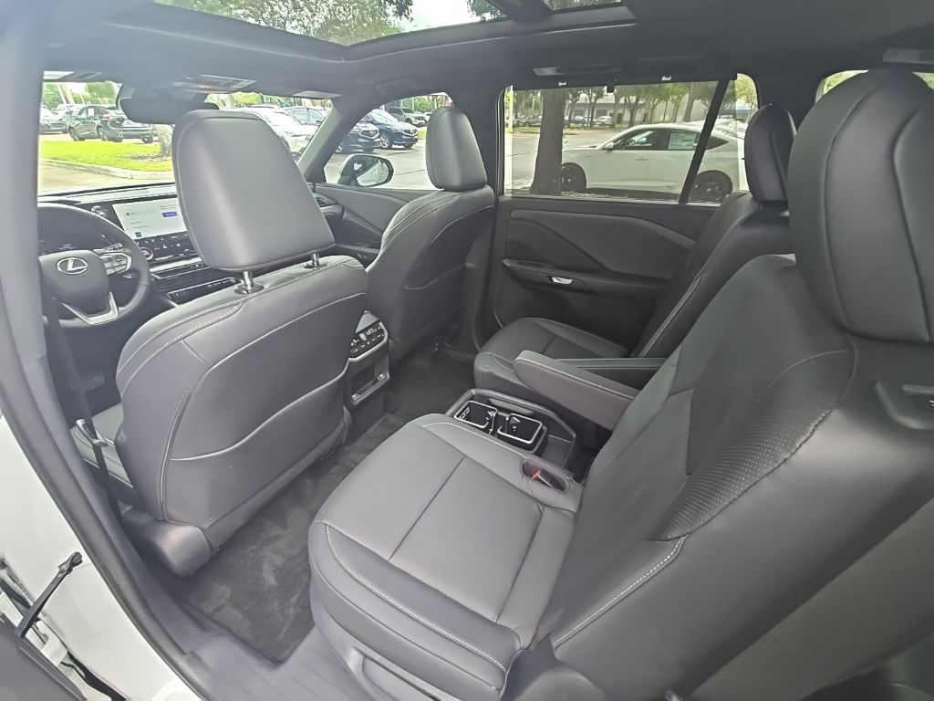 Thumbnail: 2025 Lexus TX - 25