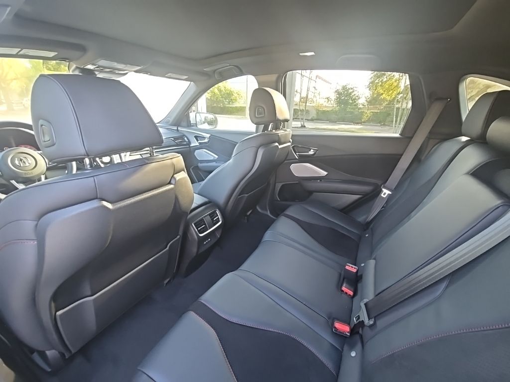 Thumbnail: 2025 Acura RDX - 28