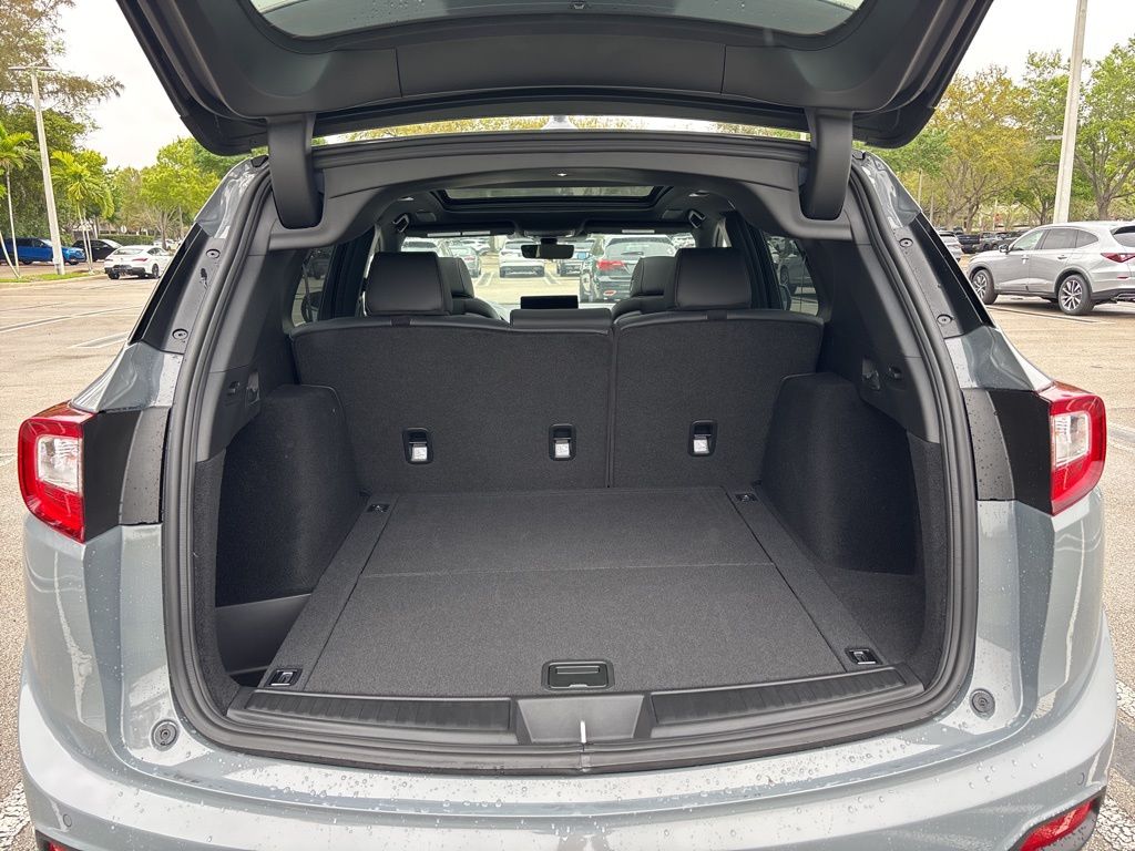 Thumbnail: 2026 Acura RDX - 27