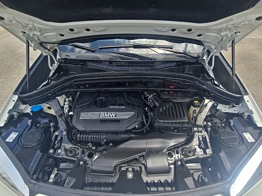 Thumbnail: 2021 BMW X1 - 32