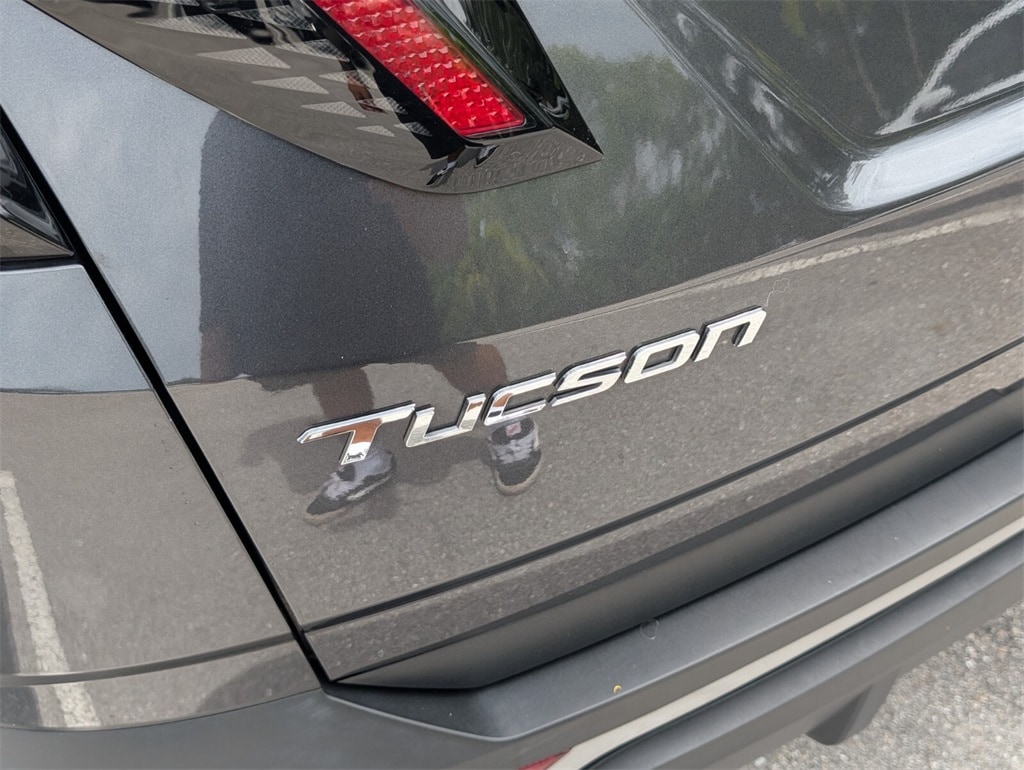 Thumbnail: 2023 Hyundai Tucson - 8