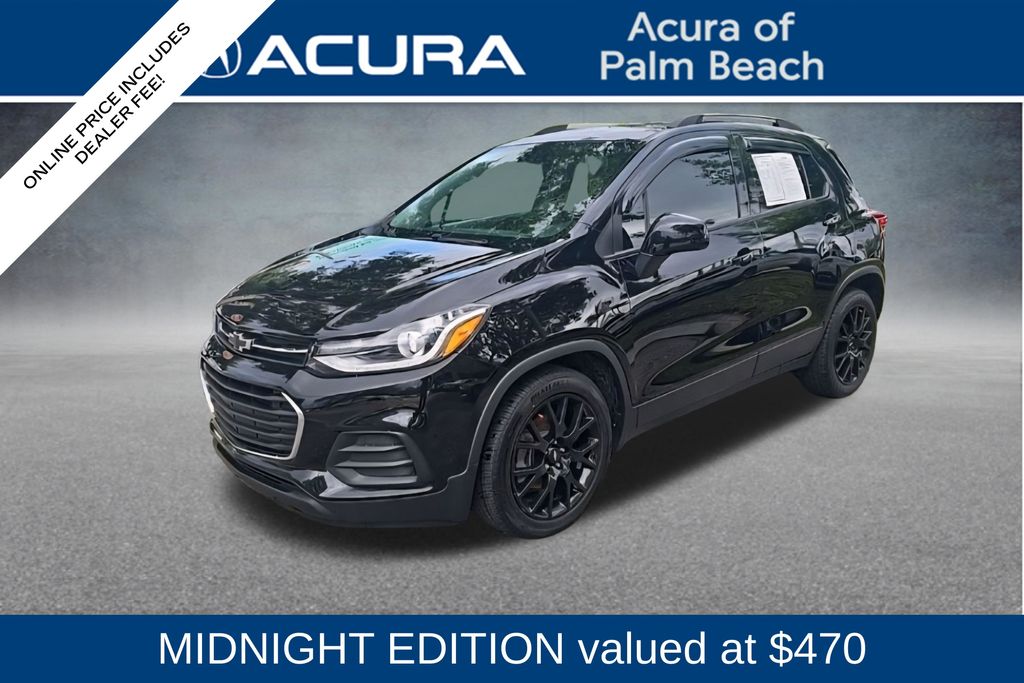 Thumbnail: 2022 Chevrolet Trax - 1
