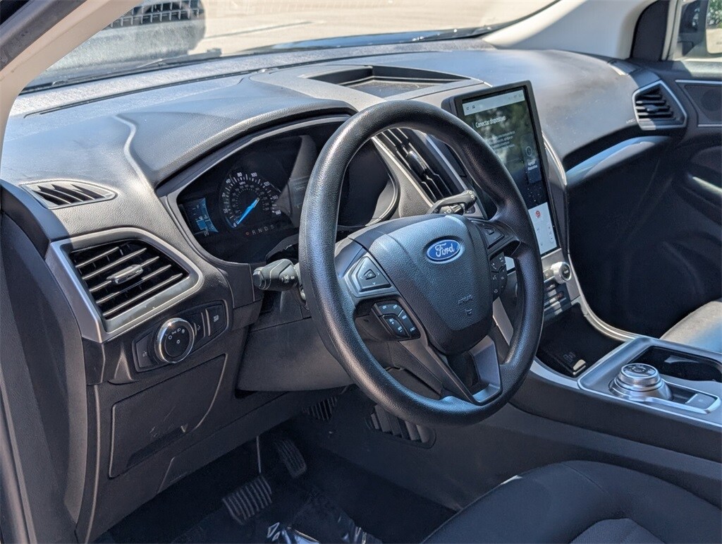 Thumbnail: 2022 Ford Edge - 11