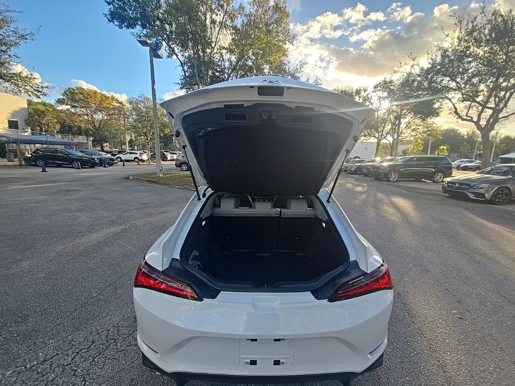 Thumbnail: 2024 Acura Integra - 33