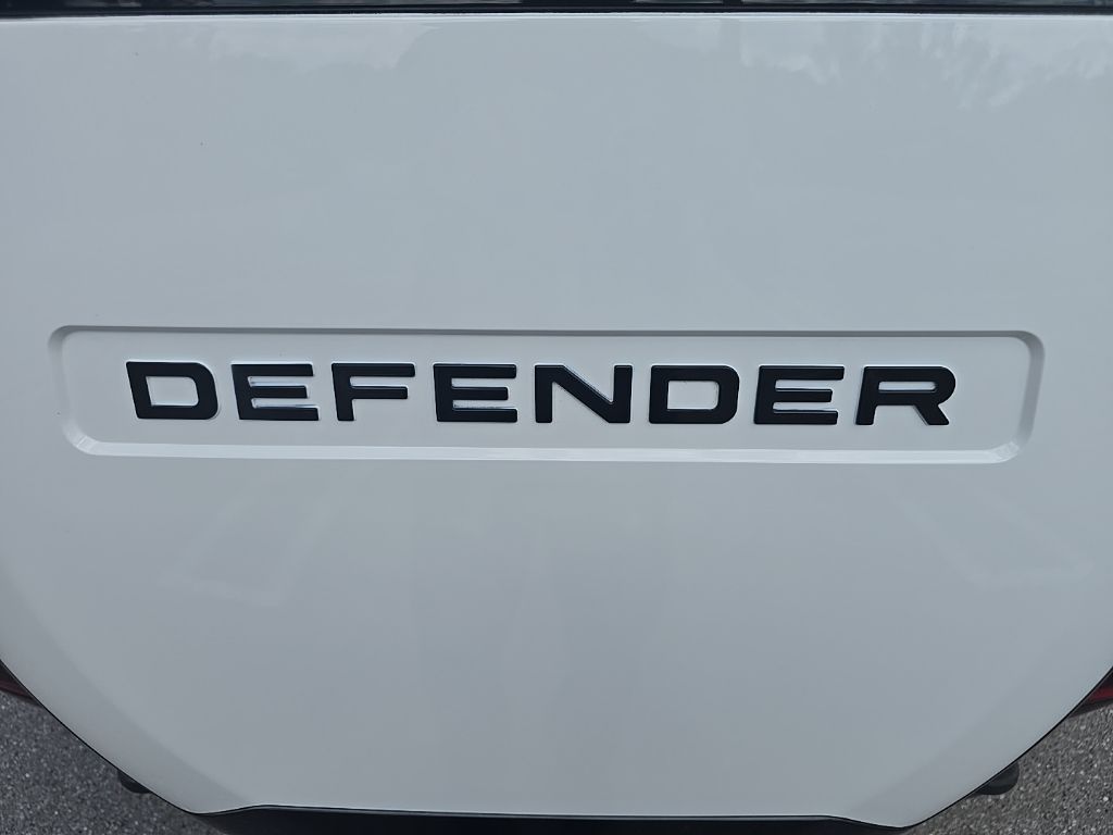 Thumbnail: 2021 Land Rover Defender - 35