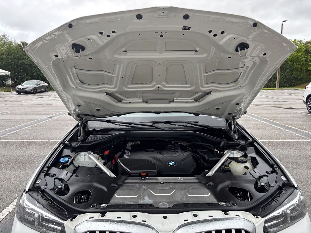 Thumbnail: 2022 BMW X3 - 11