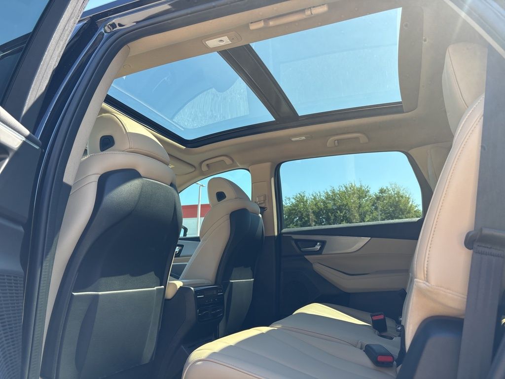 Thumbnail: 2023 Acura MDX - 21