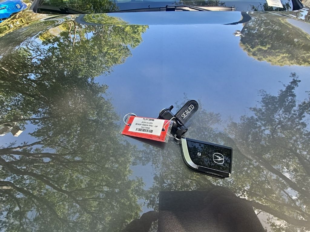 Thumbnail: 2026 Acura RDX - 38