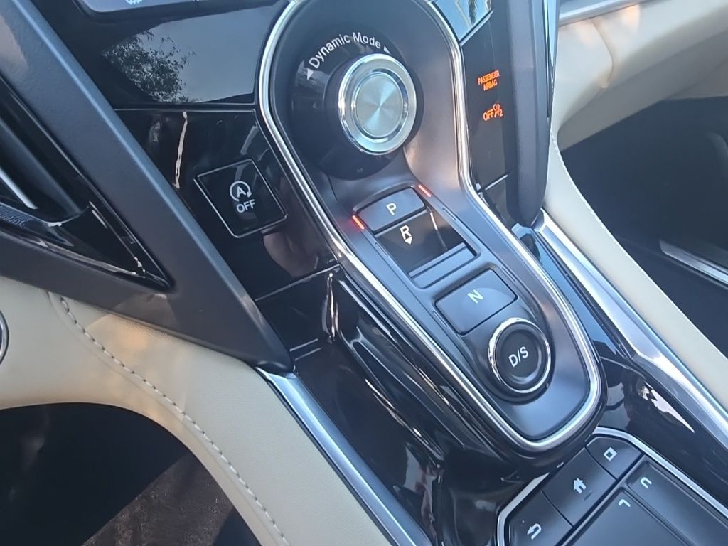 Thumbnail: 2023 Acura RDX - 18