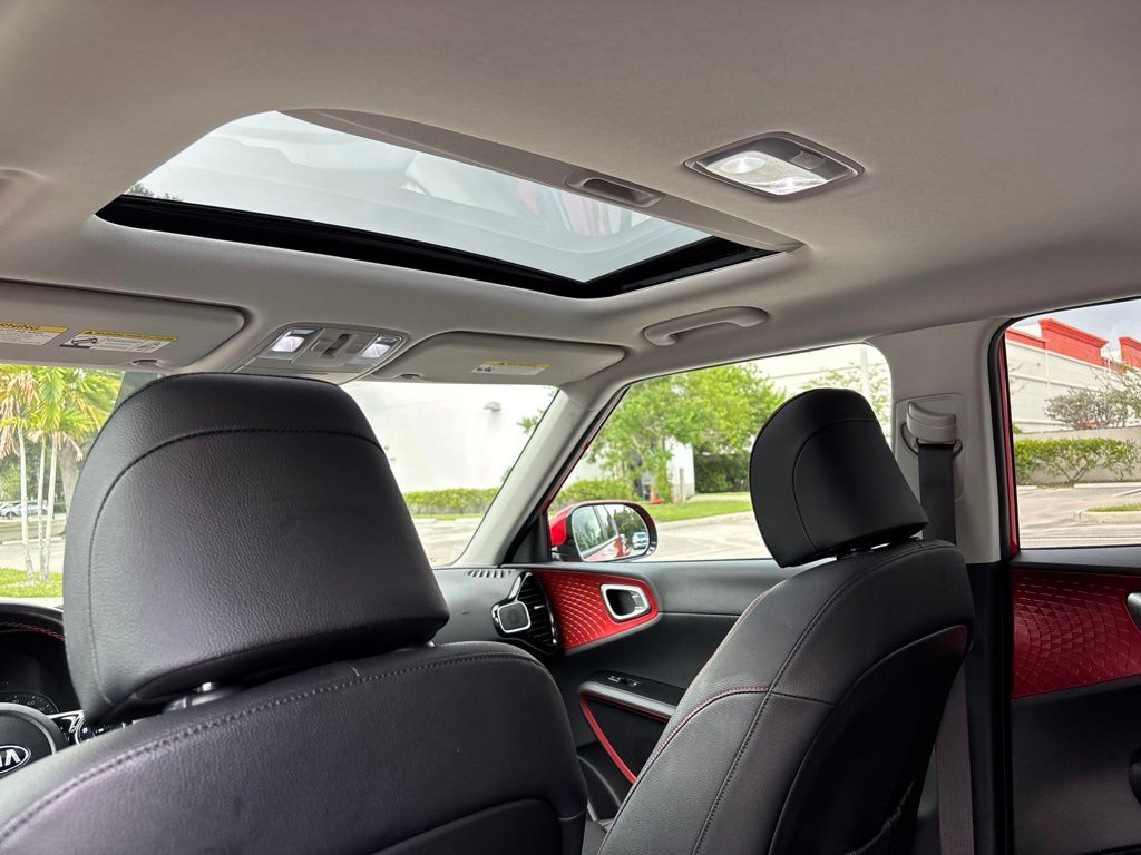 Thumbnail: 2021 Kia Soul - 23