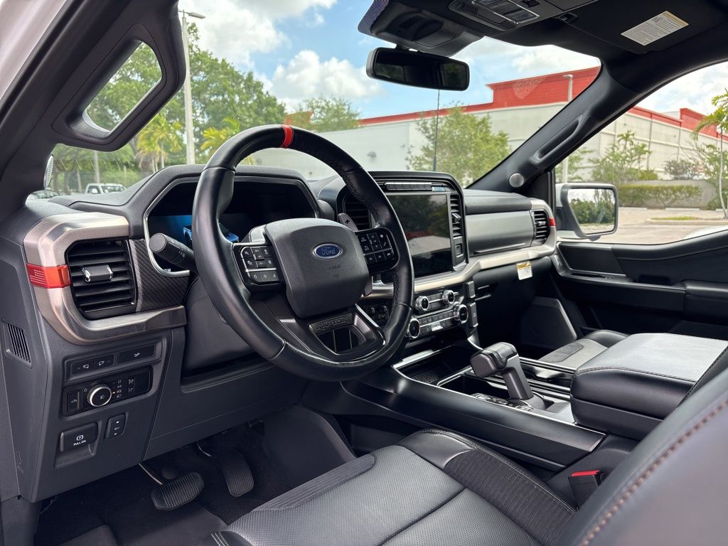 2023 Ford F-150 Raptor - Photo 14