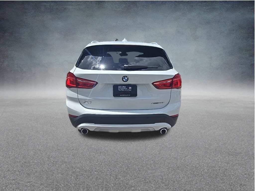 Thumbnail: 2021 BMW X1 - 6