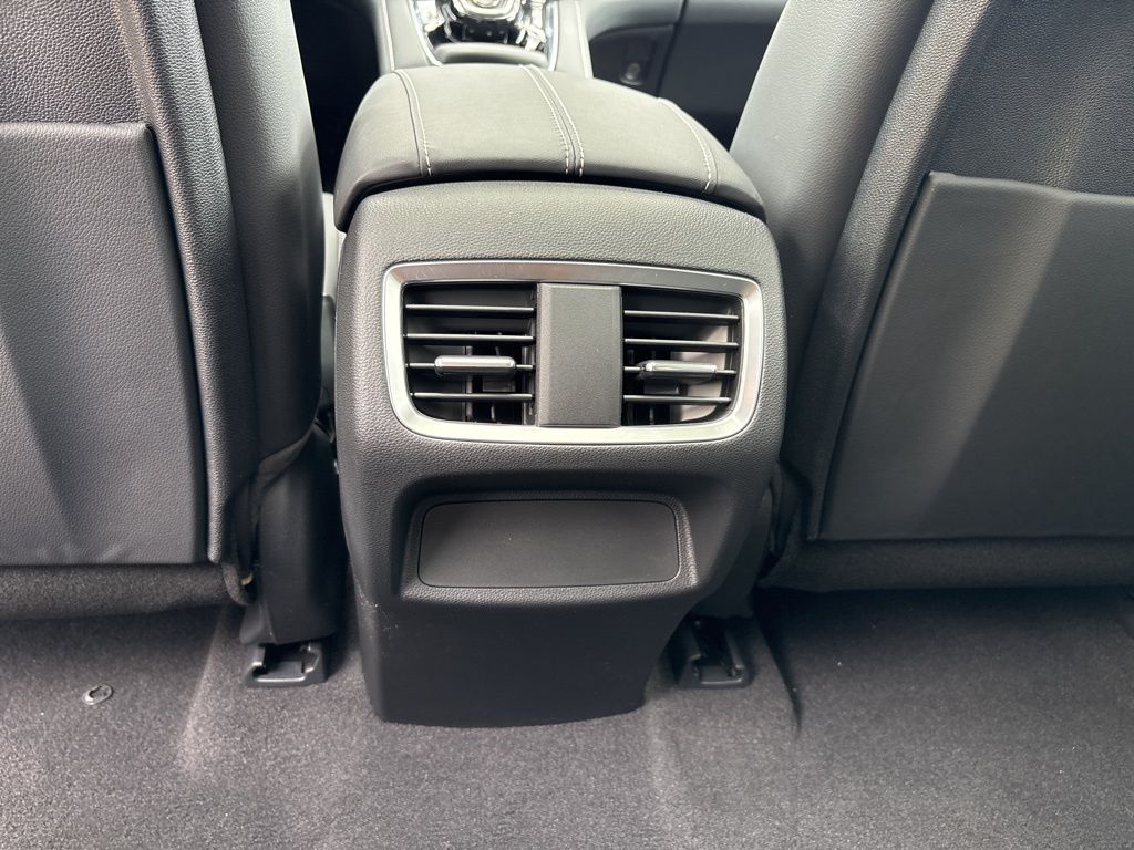 Thumbnail: 2026 Acura RDX - 26