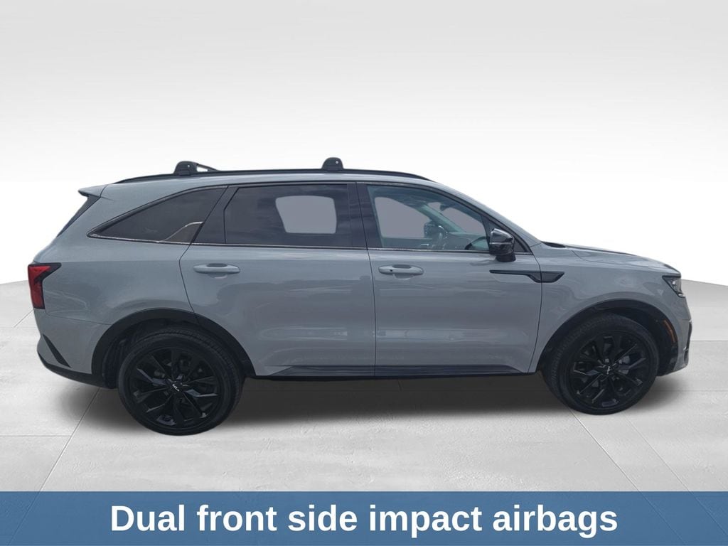 Thumbnail: 2022 Kia Sorento - 10