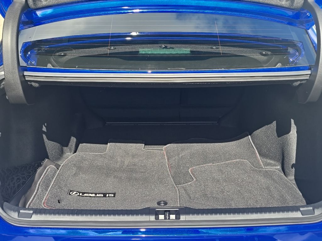 Thumbnail: 2024 Lexus IS - 33