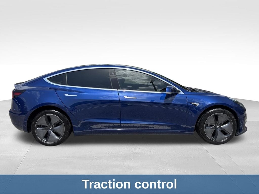 Thumbnail: 2019 Tesla Model 3 - 7