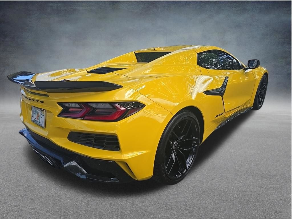 Thumbnail: 2025 Chevrolet Corvette - 5