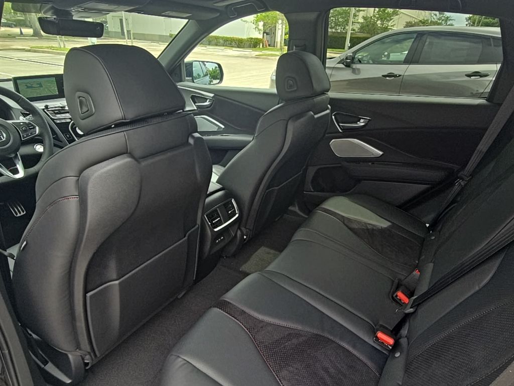 Thumbnail: 2026 Acura RDX - 28