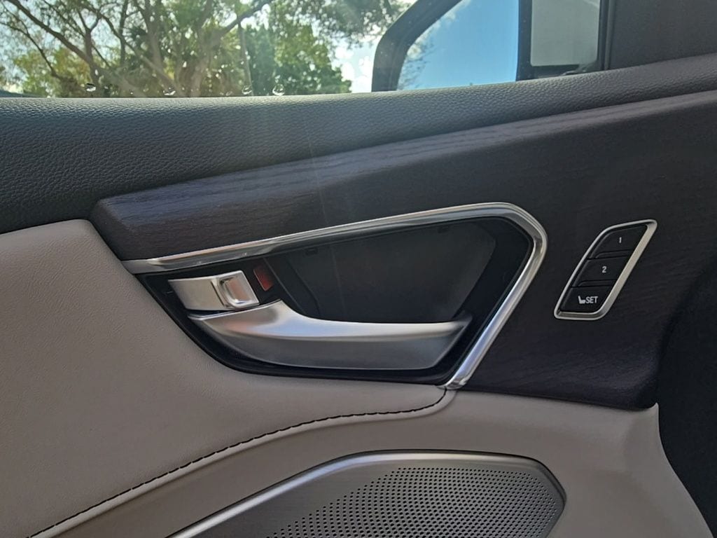 Thumbnail: 2026 Acura RDX - 14