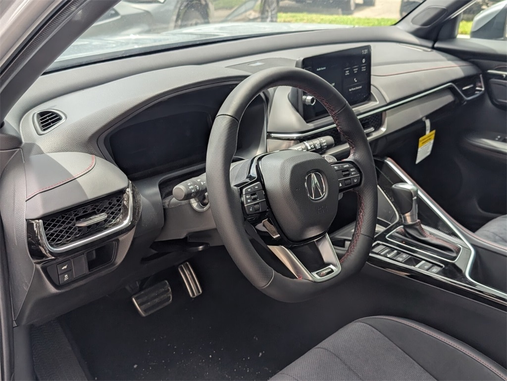 Thumbnail: 2025 Acura ADX - 13