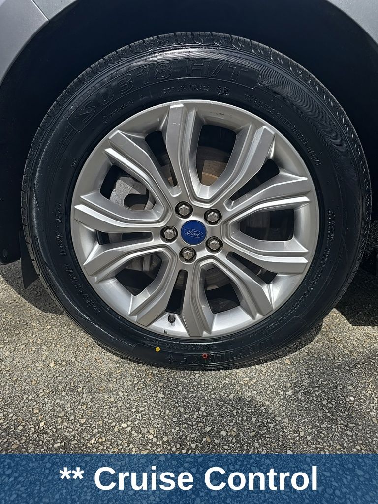 Thumbnail: 2022 Ford Edge - 11