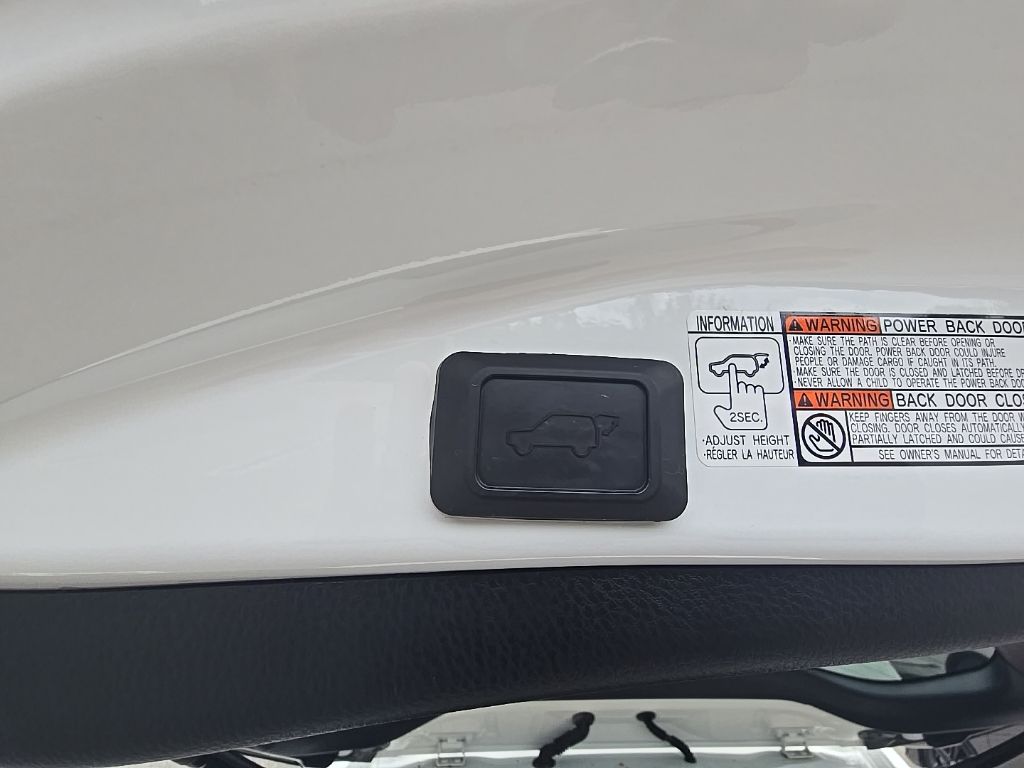 Thumbnail: 2016 Toyota RAV4 - 30