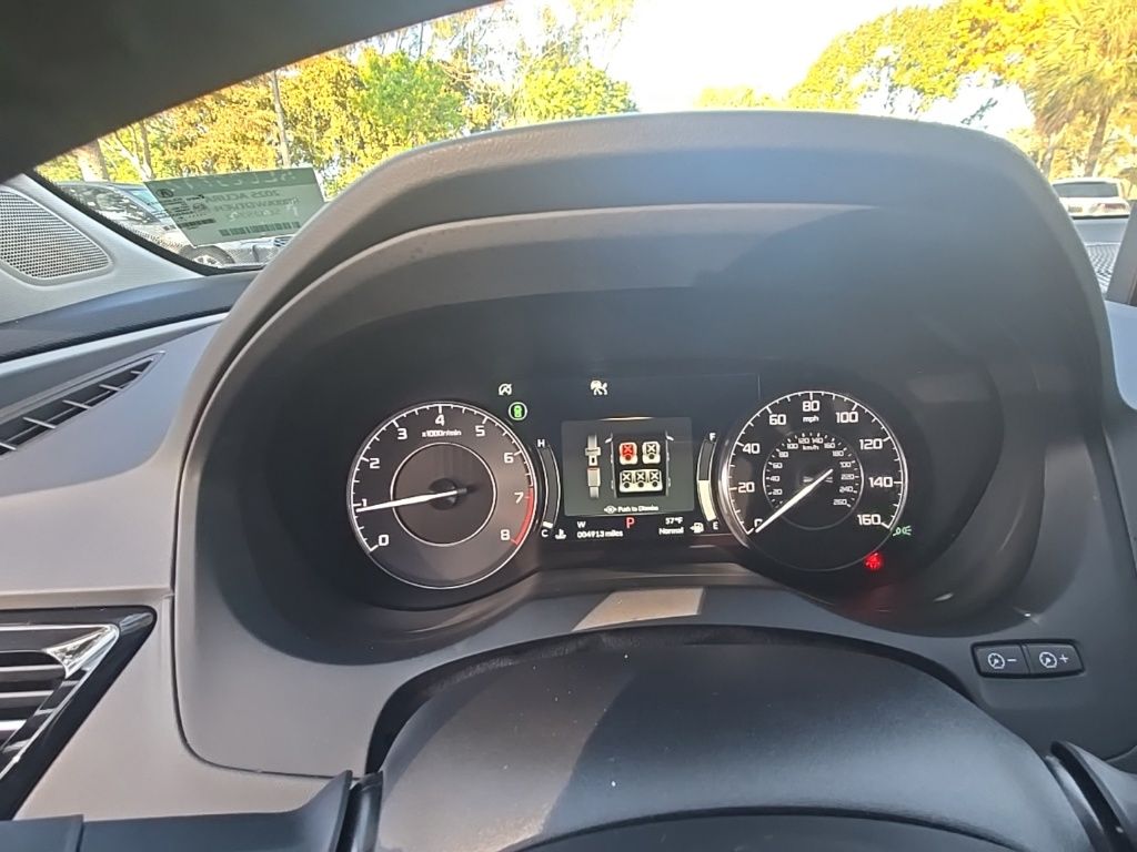 Thumbnail: 2025 Acura RDX - 18