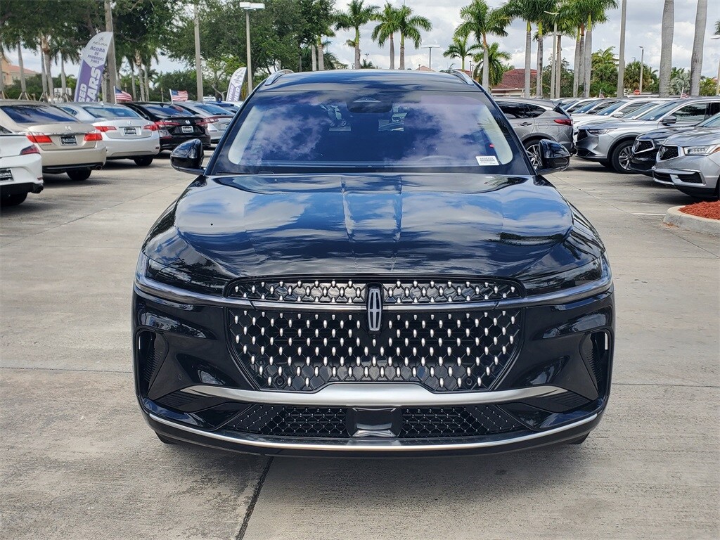Used 2024 Lincoln Nautilus Reserve with VIN 5LMPJ8KA6RJ813410 for sale in Pembroke Pines, FL