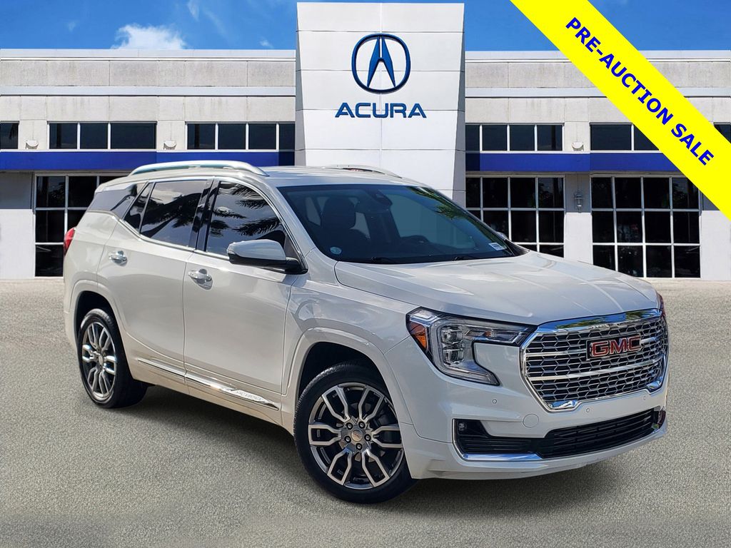 2022 GMC Terrain Denali AWD's photo