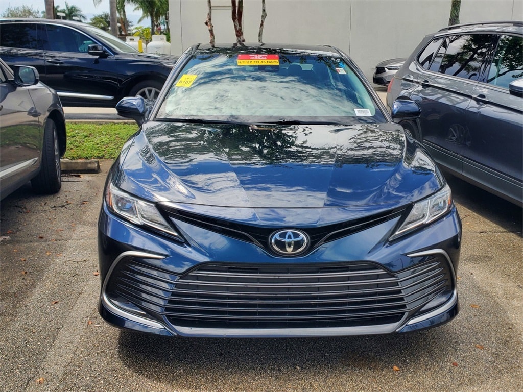 Used 2021 Toyota Camry LE with VIN 4T1C11AKXMU536089 for sale in Pembroke Pines, FL