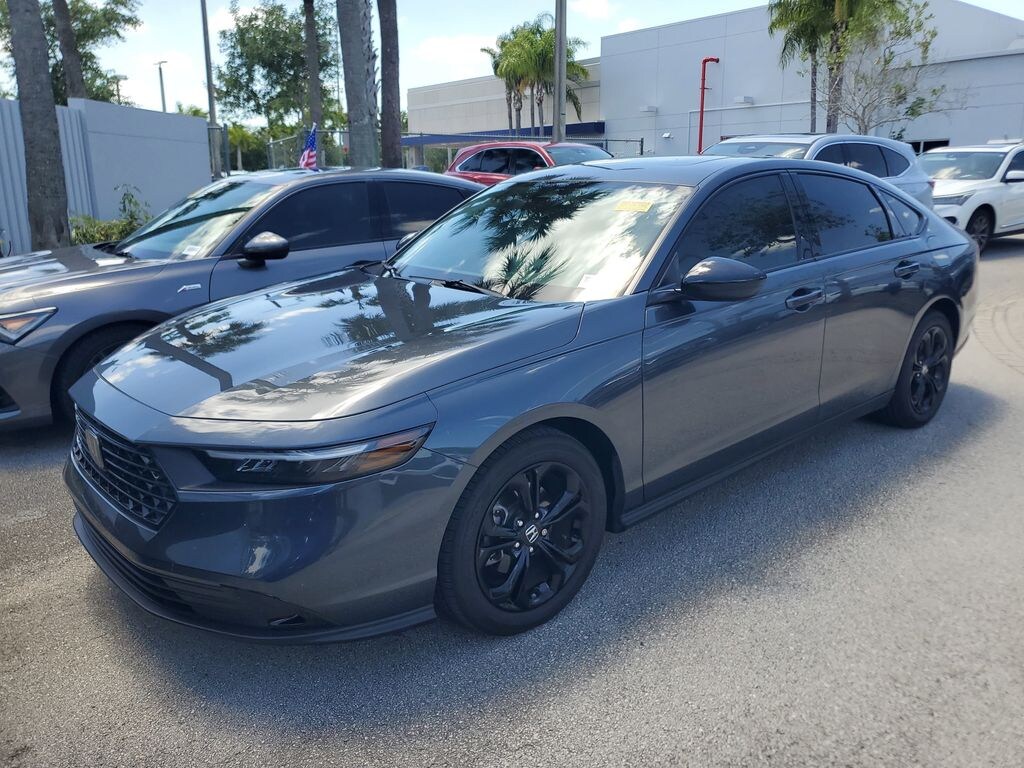 Used 2025 Honda Accord Sedan SE Sedan