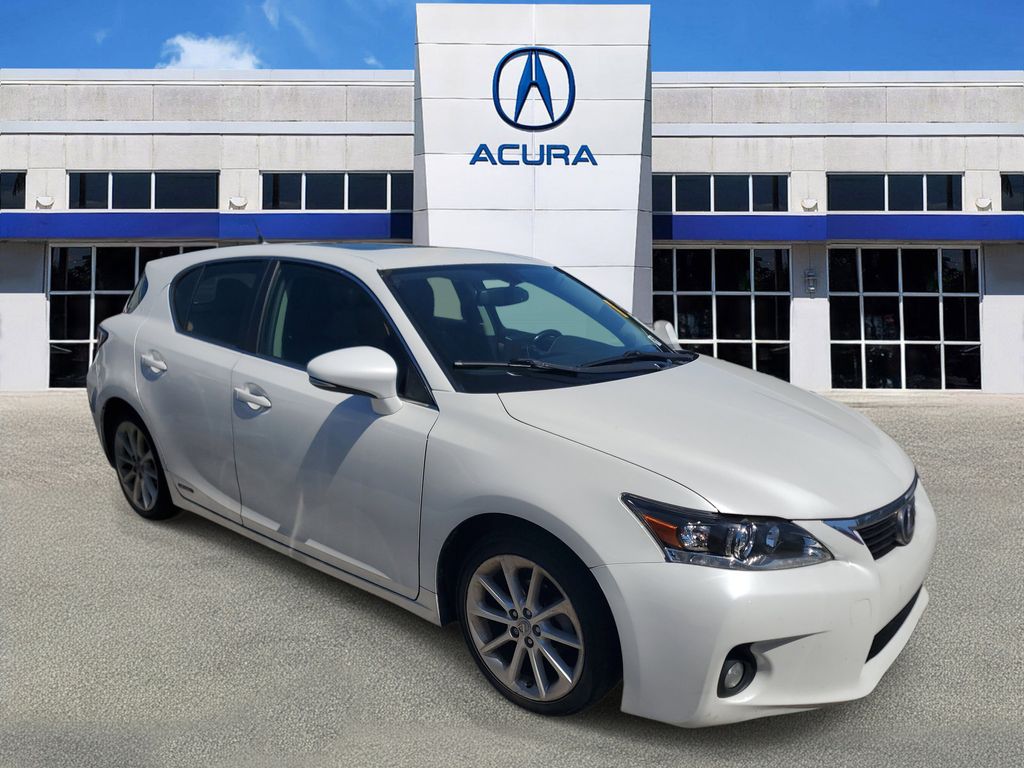 2012 Lexus CT 200h's photo