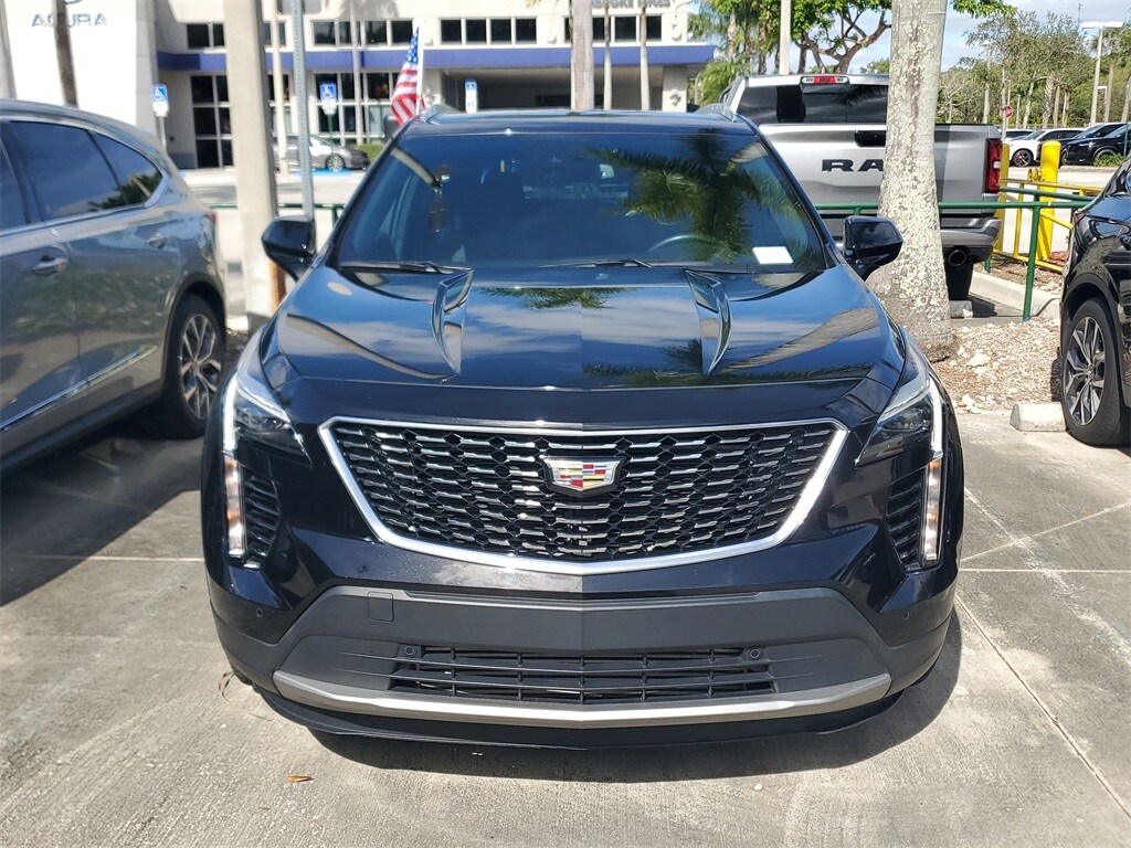 2019 Cadillac XT4 Premium Luxury photo 2