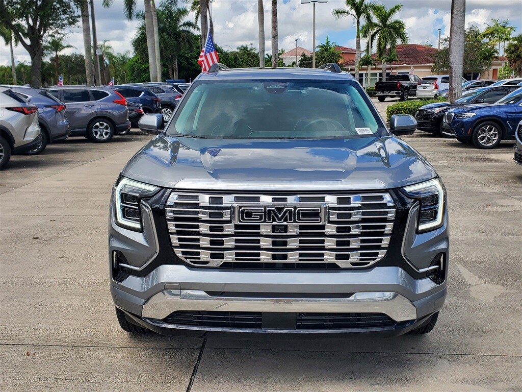 2026 Gmc Terrain Denali photo 2
