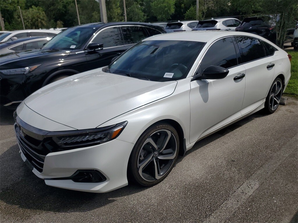2021 Honda Accord Sport photo 2