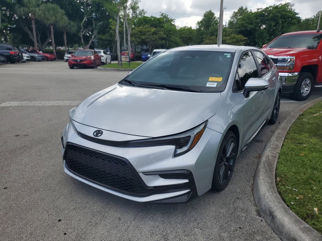 Used 2024 Toyota Corolla SE Sedan