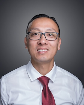 Staff member Mike Chan from 86cce497f3e2
