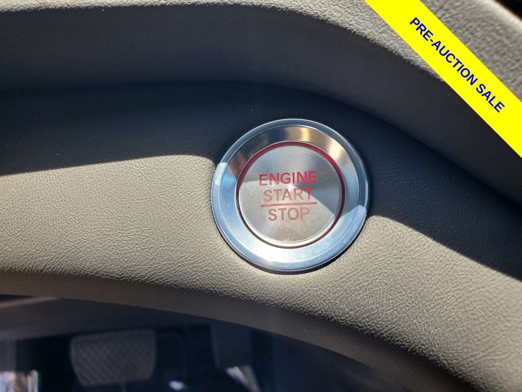 2025 Acura RDX Base - Photo 28