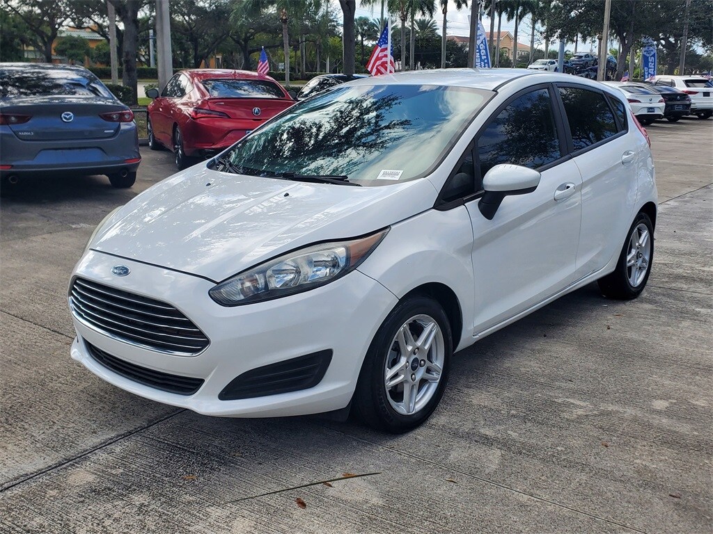 Used 2018 Ford Fiesta SE Hatchback