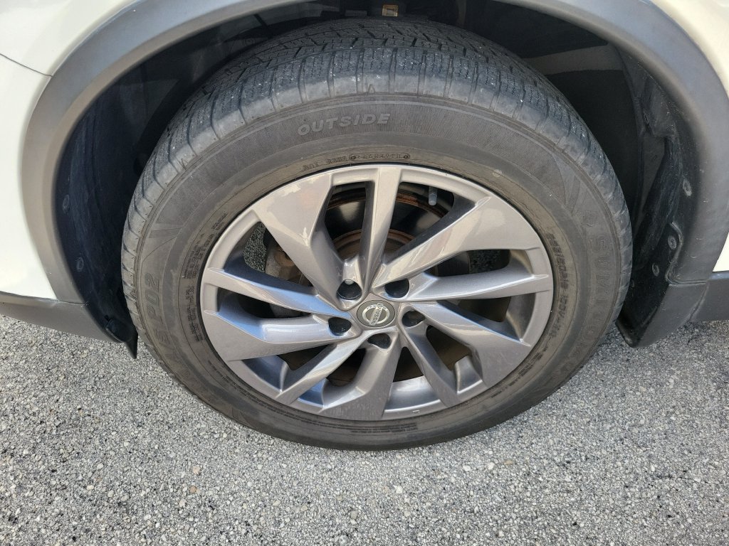 Used 2016 Nissan Rogue SL SUV